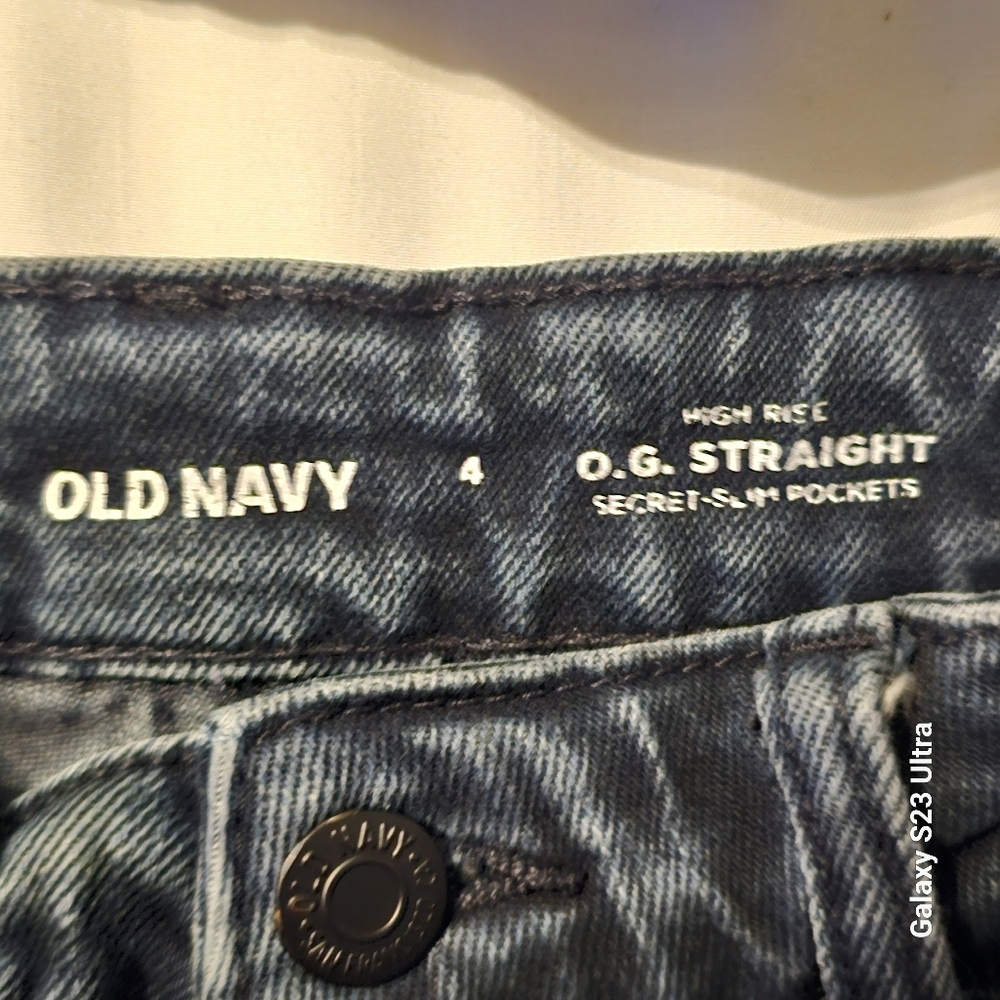 Old Navy High Rise straight.Size 4 - Picture 4 of 6
